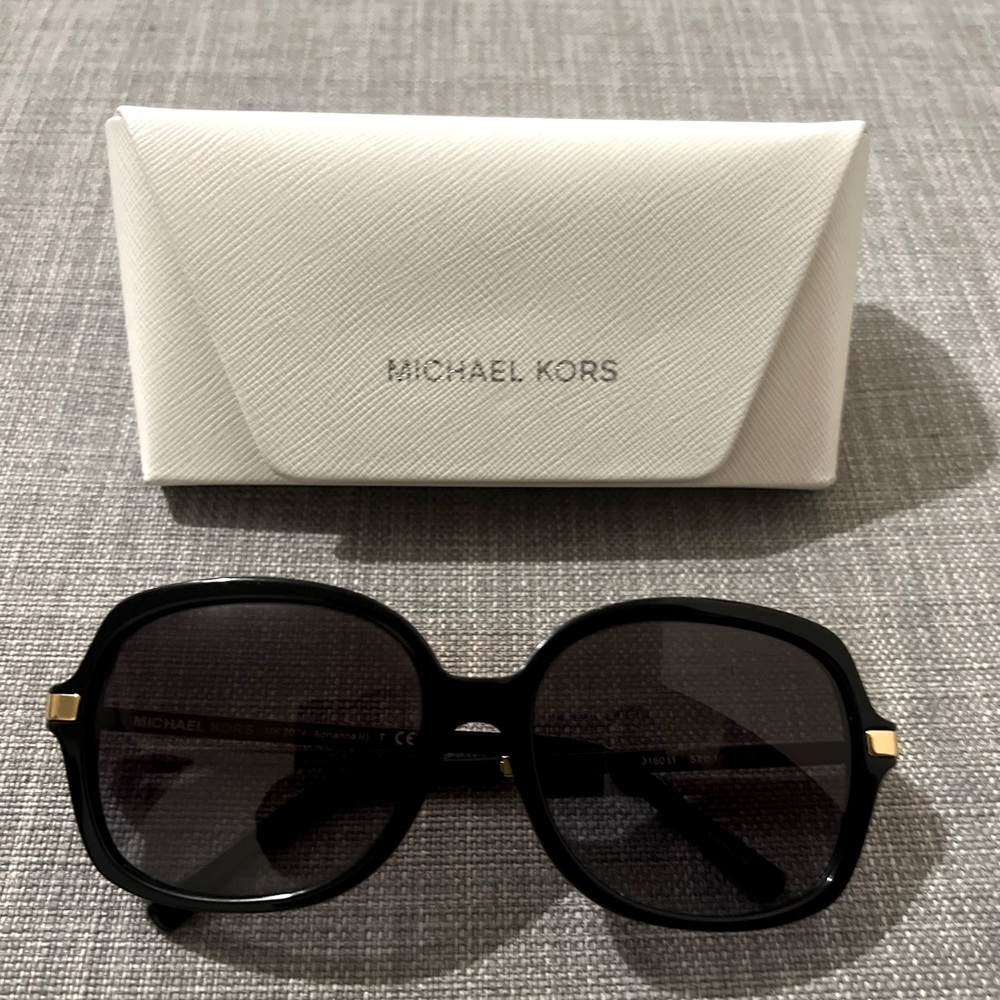 Women Michael Kors sunglasses
